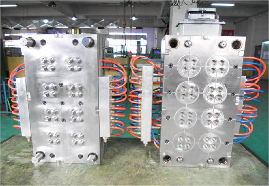 Stampo industriale multi-impronta